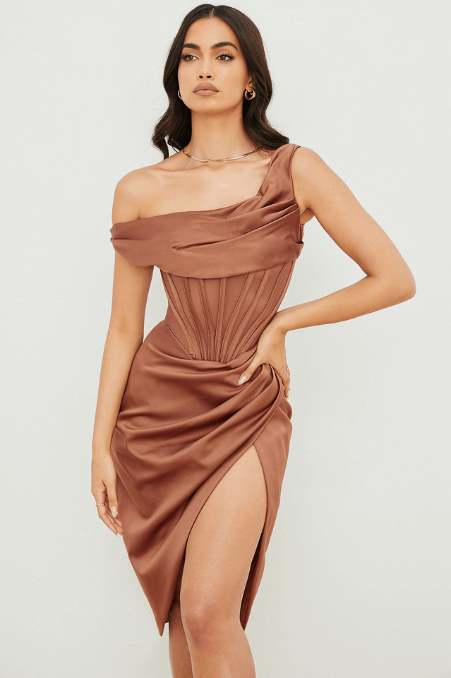 Swaying Silhouette Midi Corset Dress